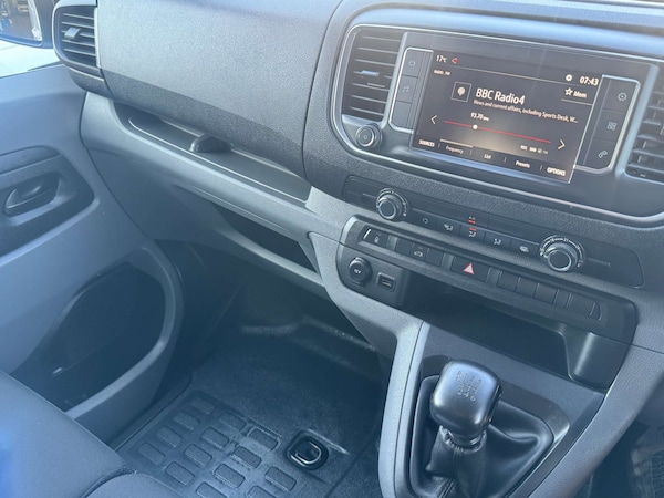Used Vauxhall Vivaro 2022 for sale - 75178071: Photo 9