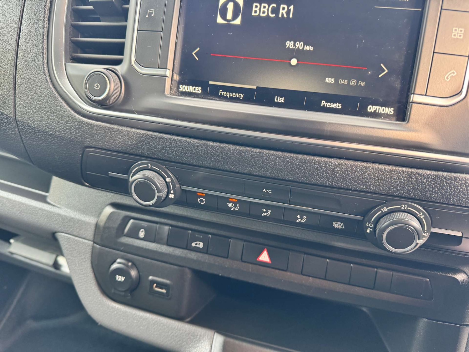 Used Vauxhall Vivaro 2022 for sale - 76601192: Photo 26