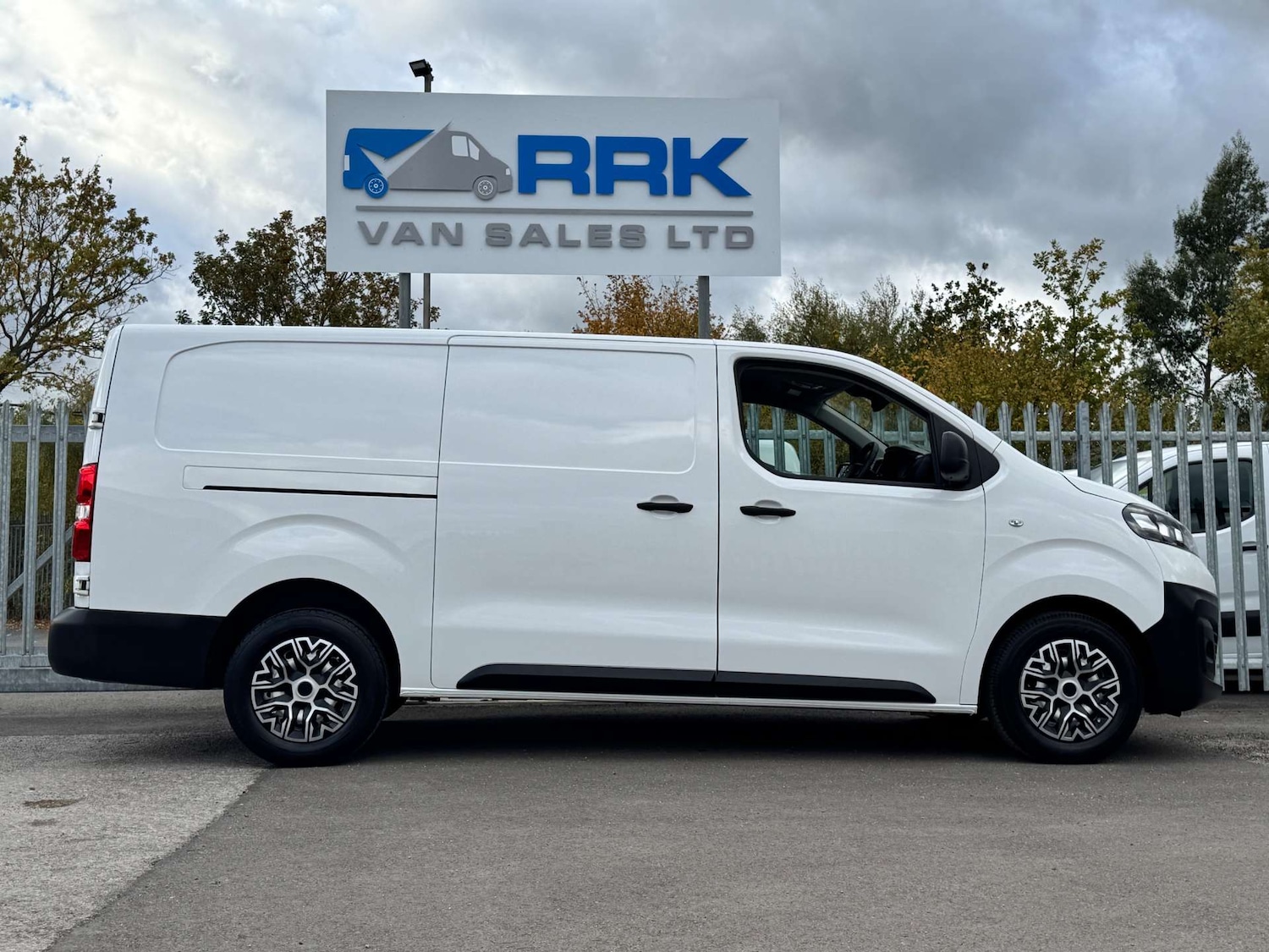 Used Vauxhall Vivaro 2022 for sale - 76601192: Photo 7