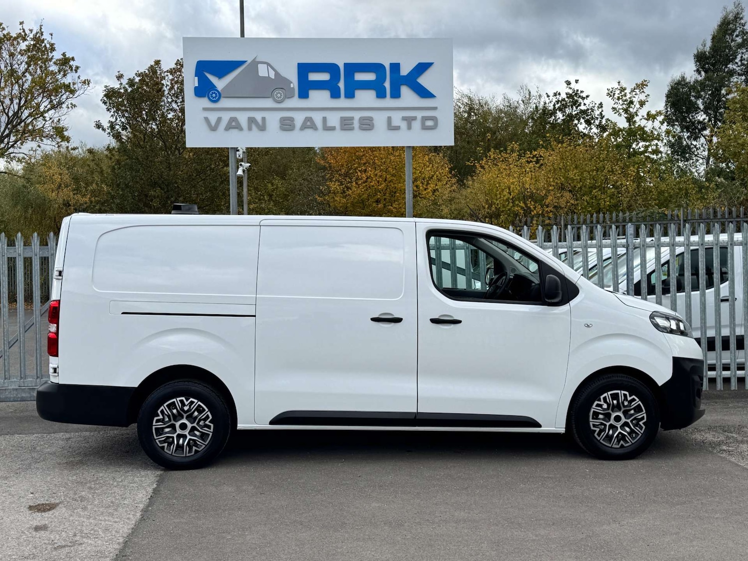 Used Vauxhall Vivaro 2022 for sale - 76601192: Photo 8