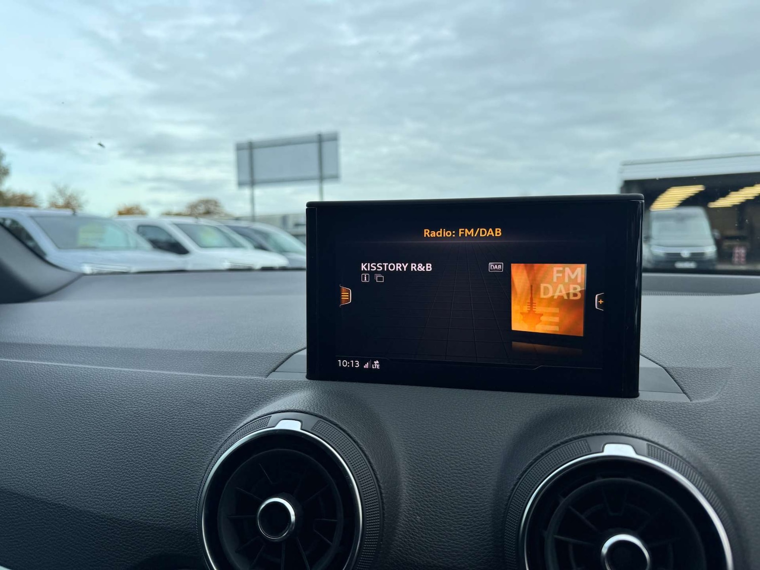 Used Audi Q2 2018 for sale - 76654048: Photo 12