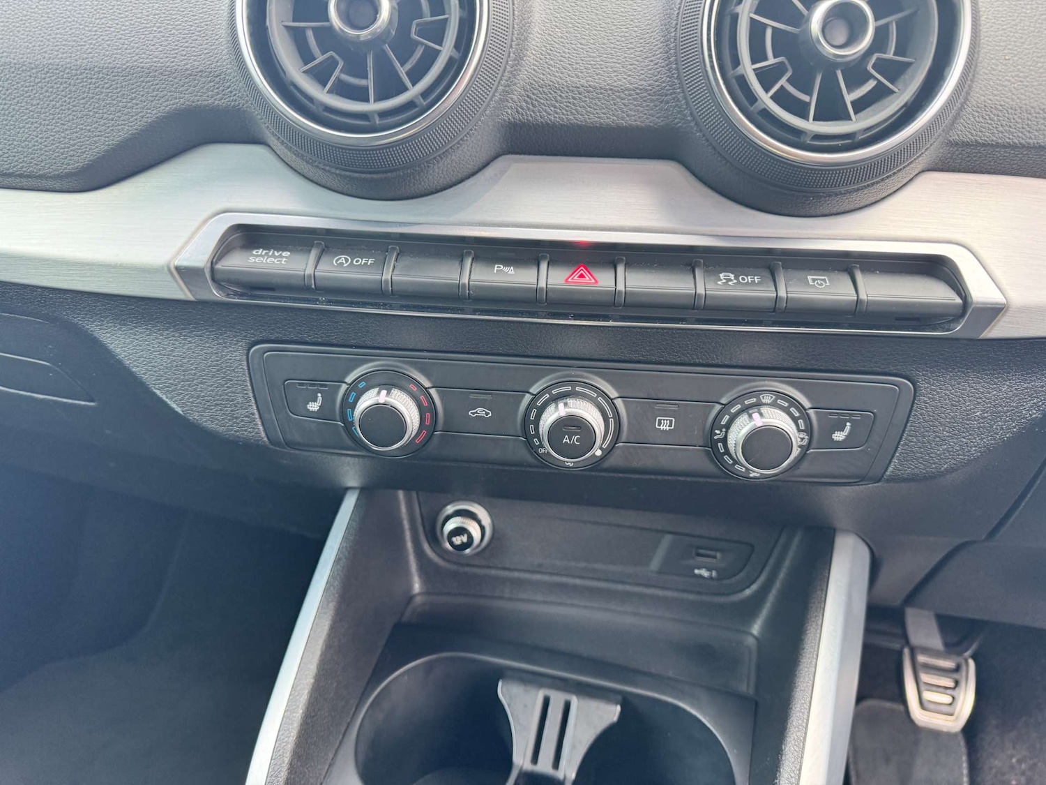 Used Audi Q2 2018 for sale - 76654048: Photo 15