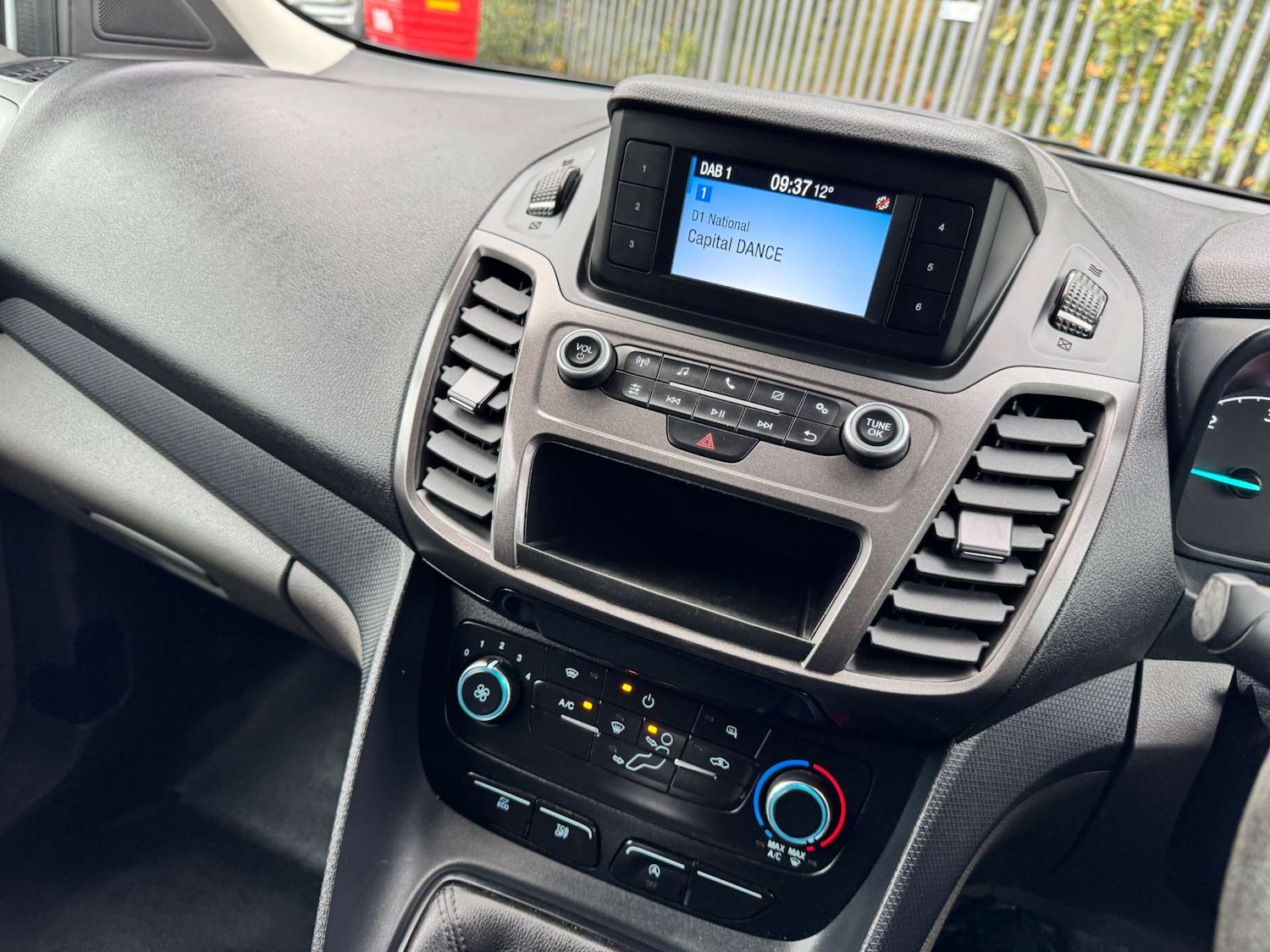 Used Ford Transit Connect 2021 for sale - 76601026: Photo 33