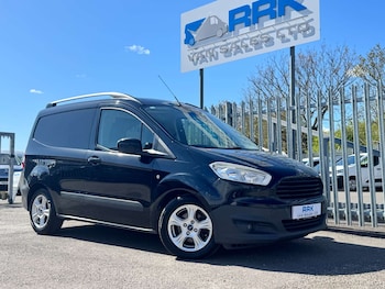 Used Ford Transit Courier 2015 for sale - 78310920: Photo