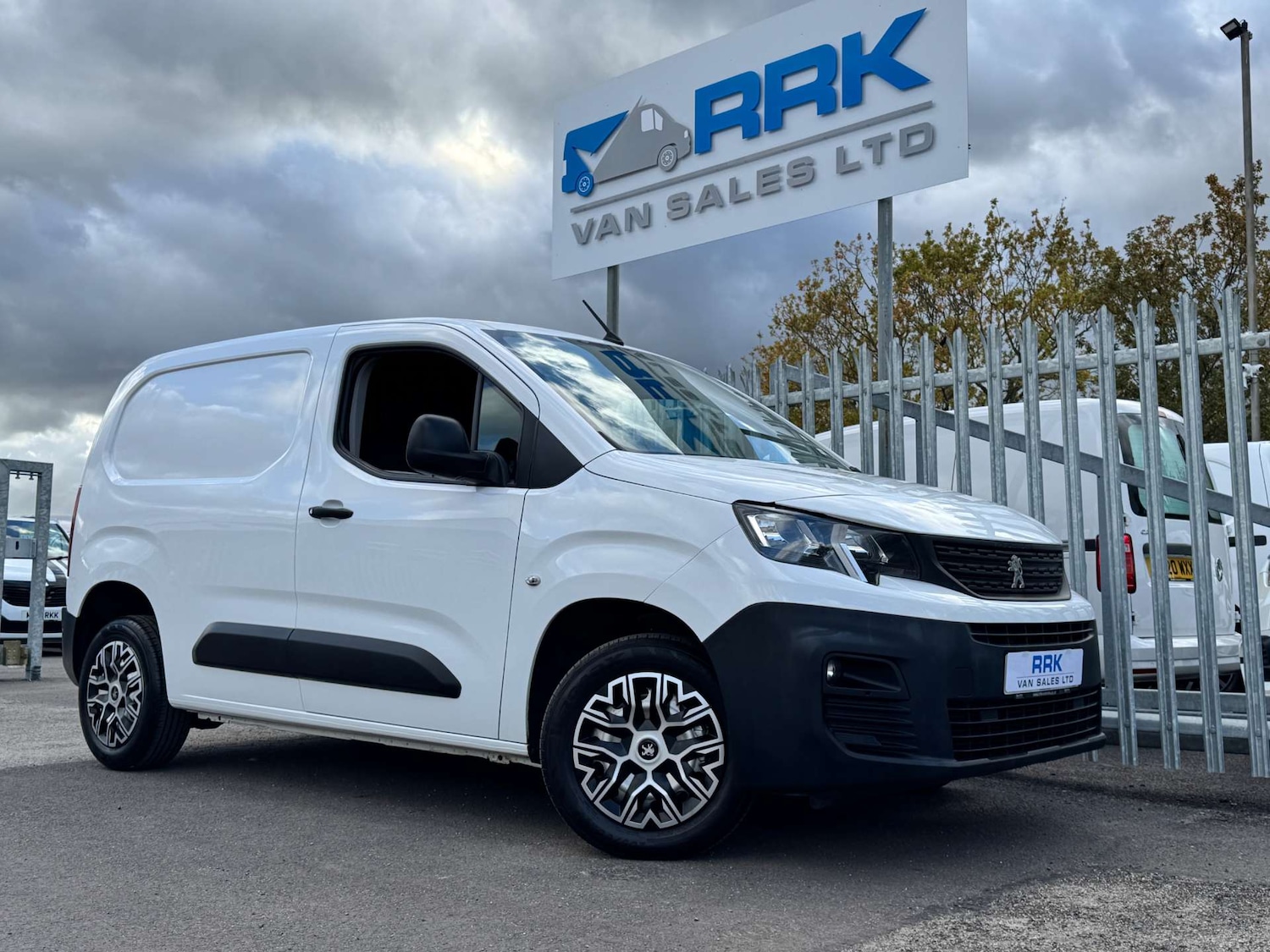 Used Peugeot Partner 2021 for sale - 76600990: Photo 1