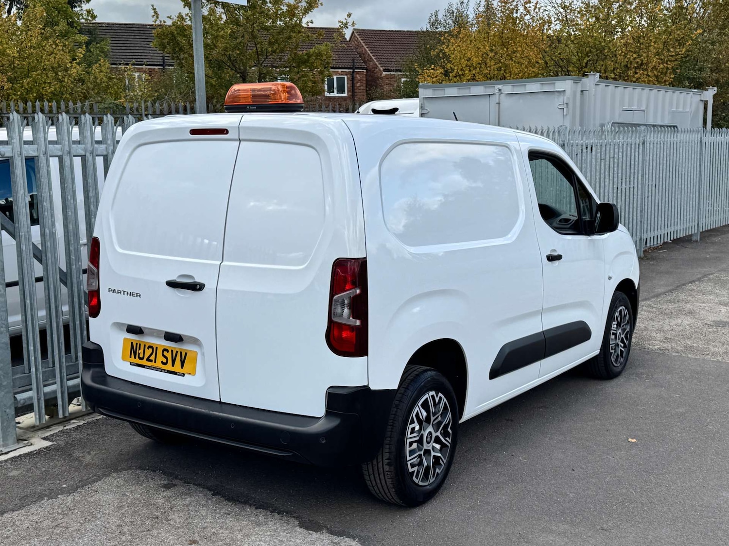 Used Peugeot Partner 2021 for sale - 76600990: Photo 22