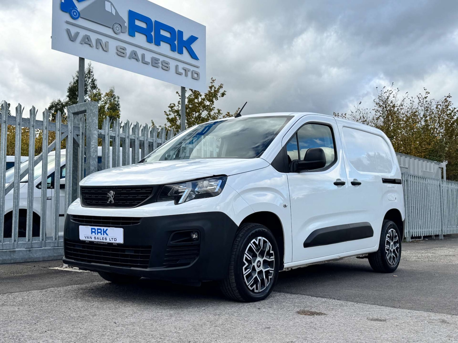 Used Peugeot Partner 2021 for sale - 76600990: Photo 23