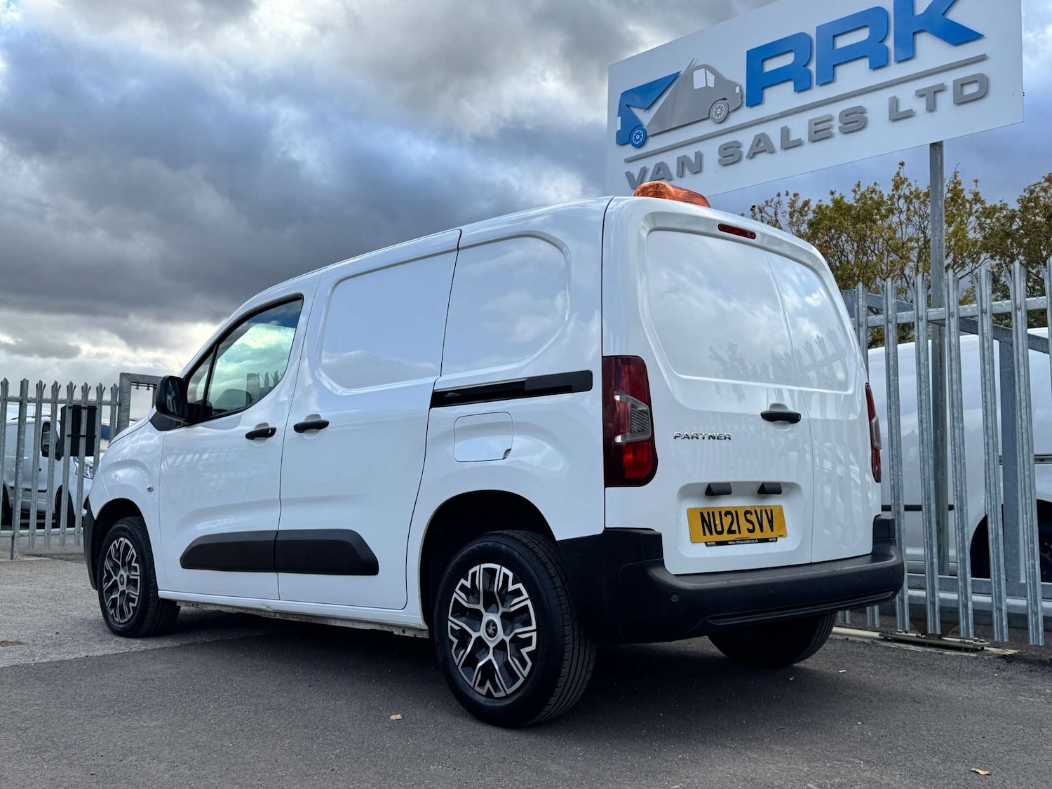 Used Peugeot Partner 2021 for sale - 76600990: Photo 27