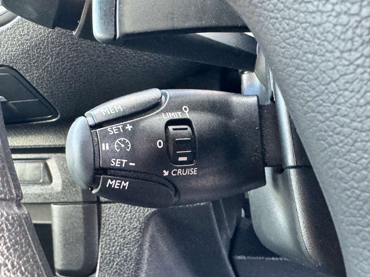 Used Peugeot Expert 2023 for sale - 77569670: Photo 16