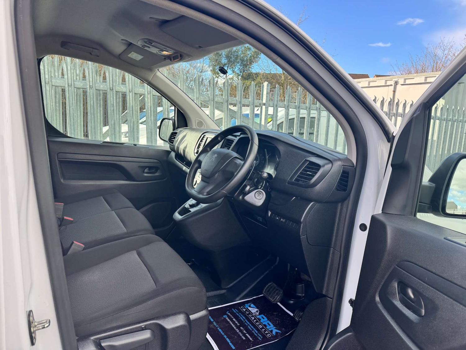 Used Peugeot Expert 2023 for sale - 77569670: Photo 24