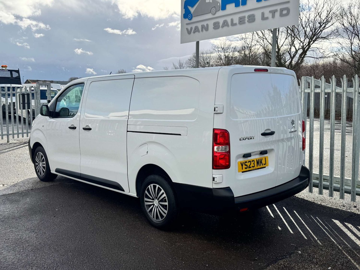 Used Peugeot Expert 2023 for sale - 77569670: Photo 30