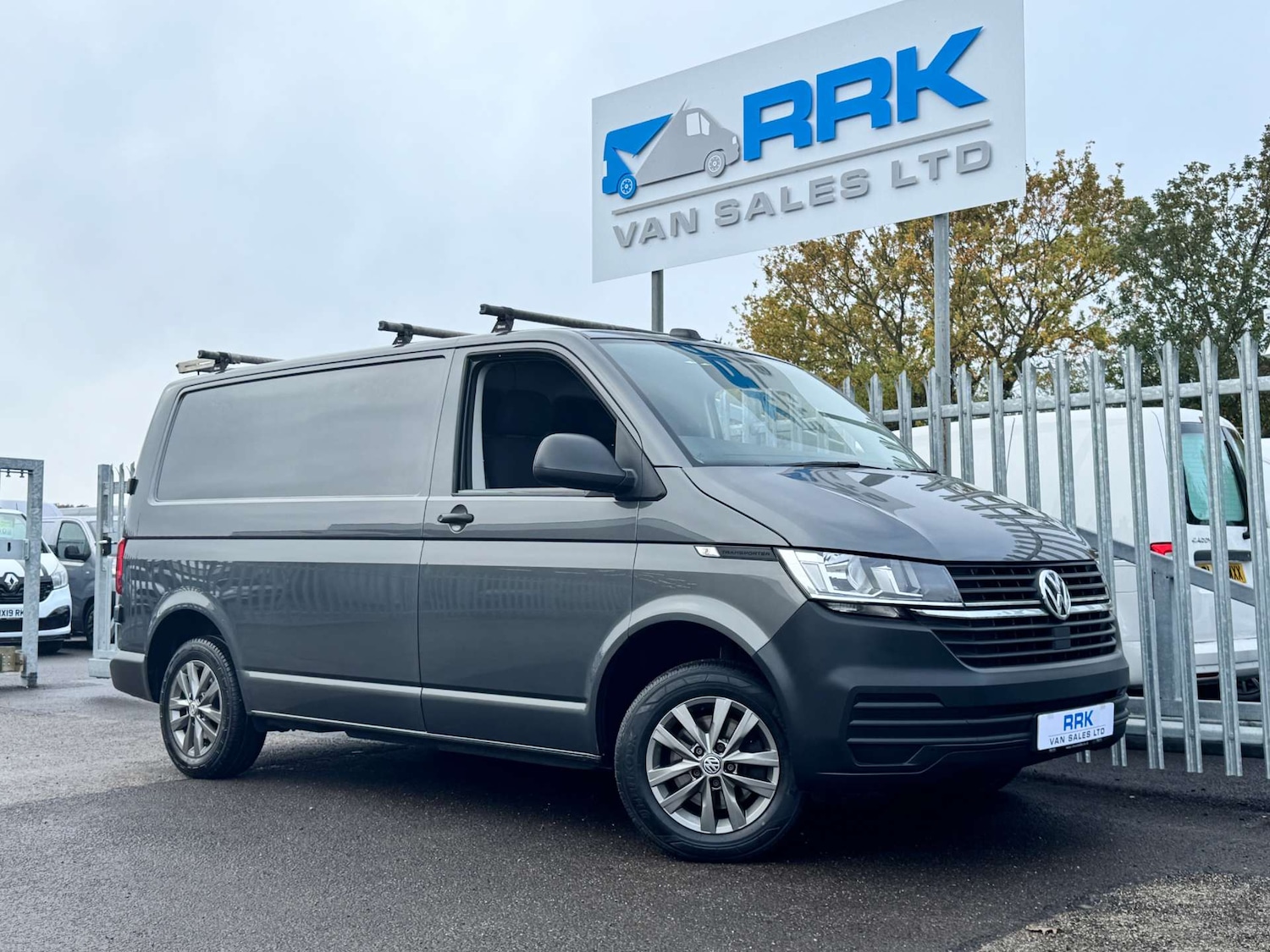 Used Volkswagen Transporter 2022 for sale - 76339942: Photo 1