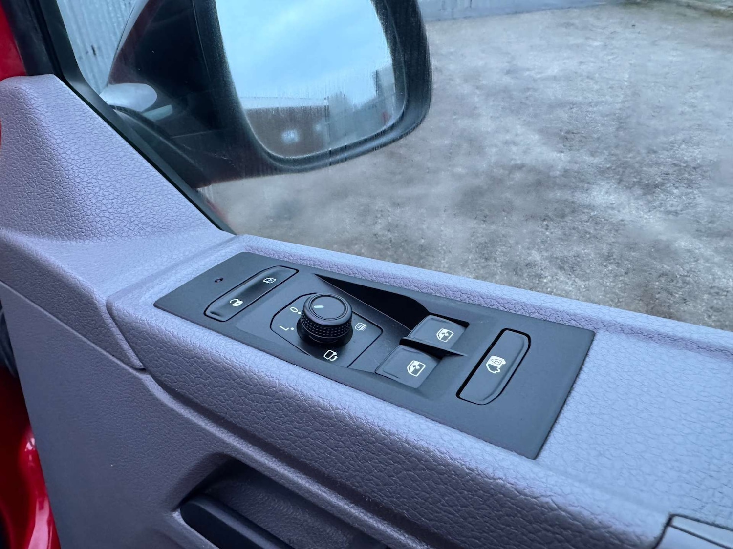 Used Volkswagen Transporter 2020 for sale - 77393375: Photo 12