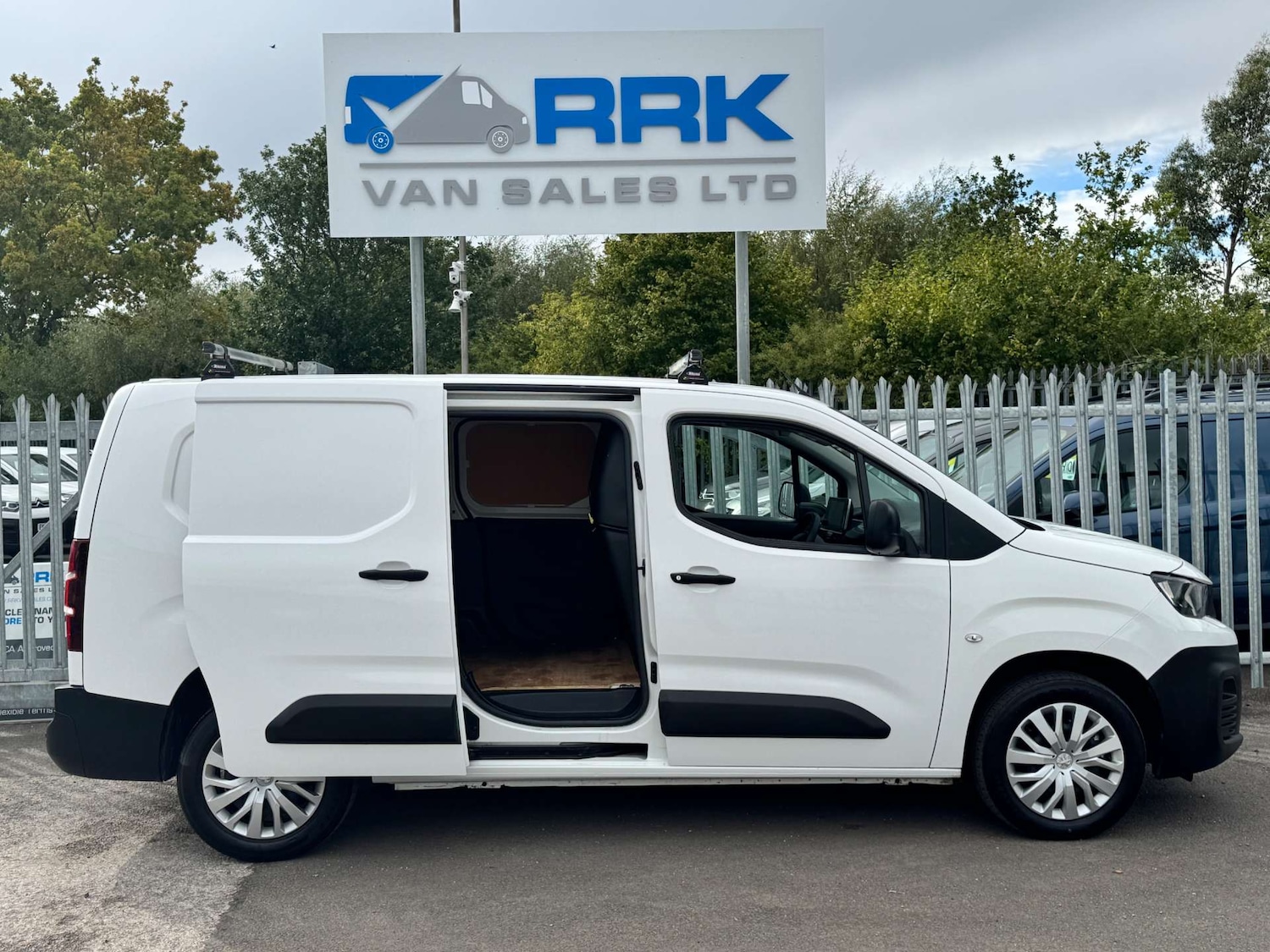 Used Peugeot Partner 2021 for sale - 76402692: Photo 26