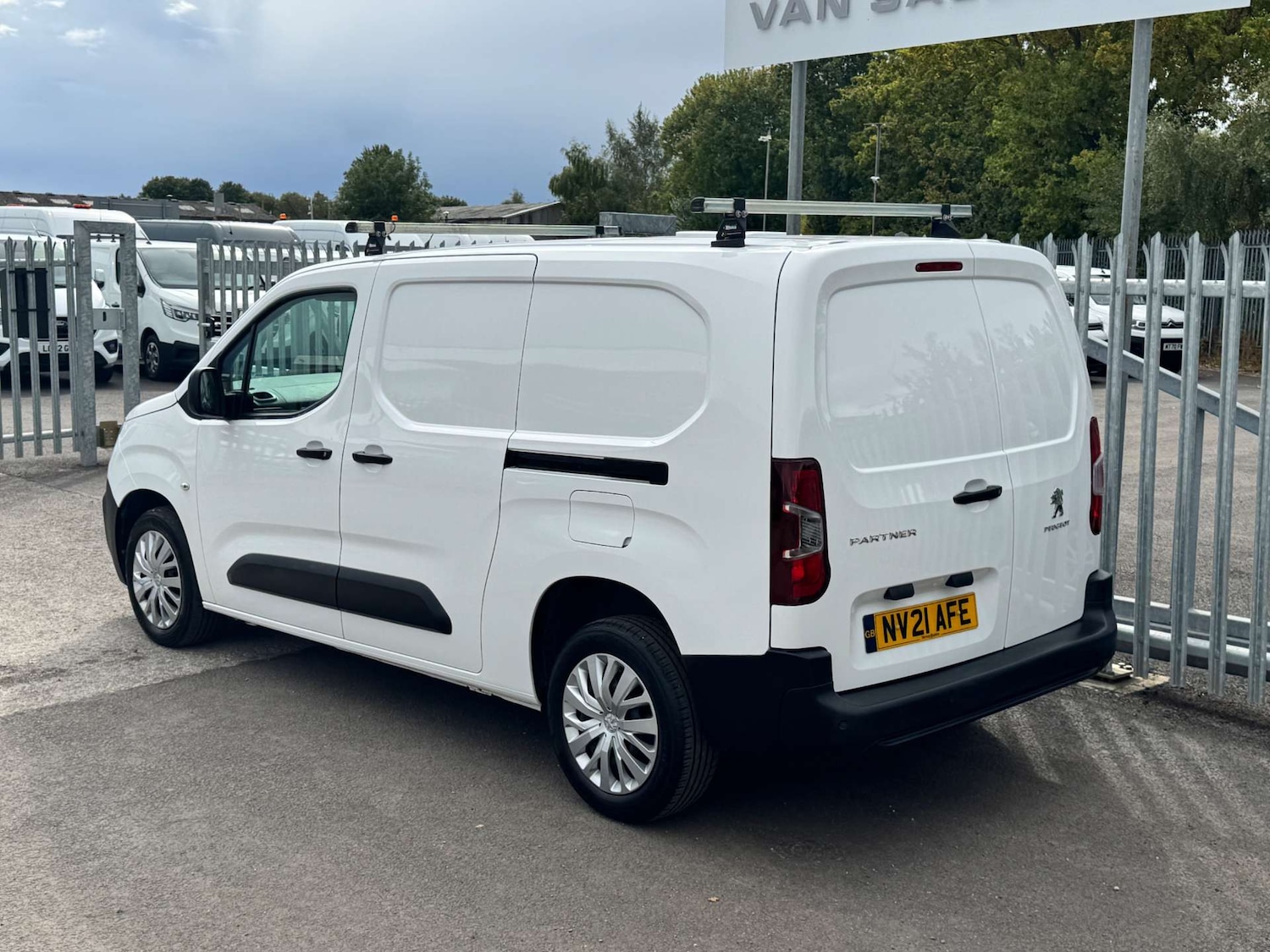 Used Peugeot Partner 2021 for sale - 76402692: Photo 27