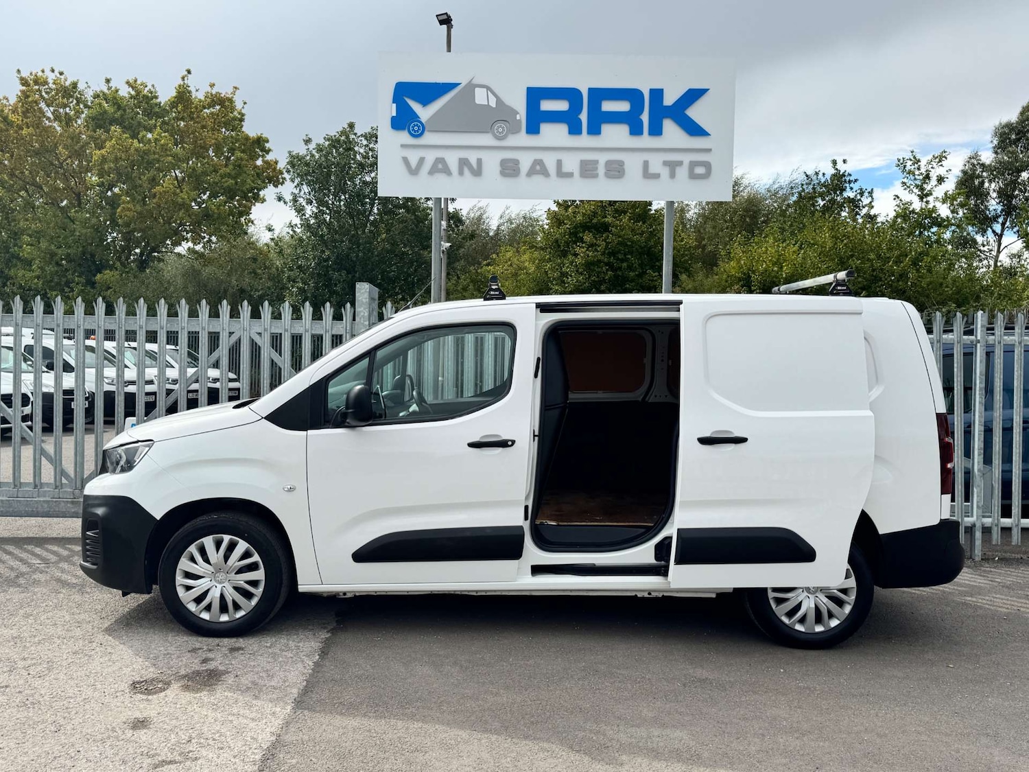 Used Peugeot Partner 2021 for sale - 76402692: Photo 30