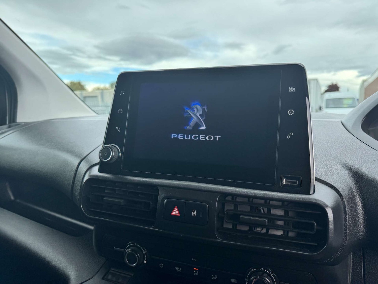 Used Peugeot Partner 2021 for sale - 76402692: Photo 5