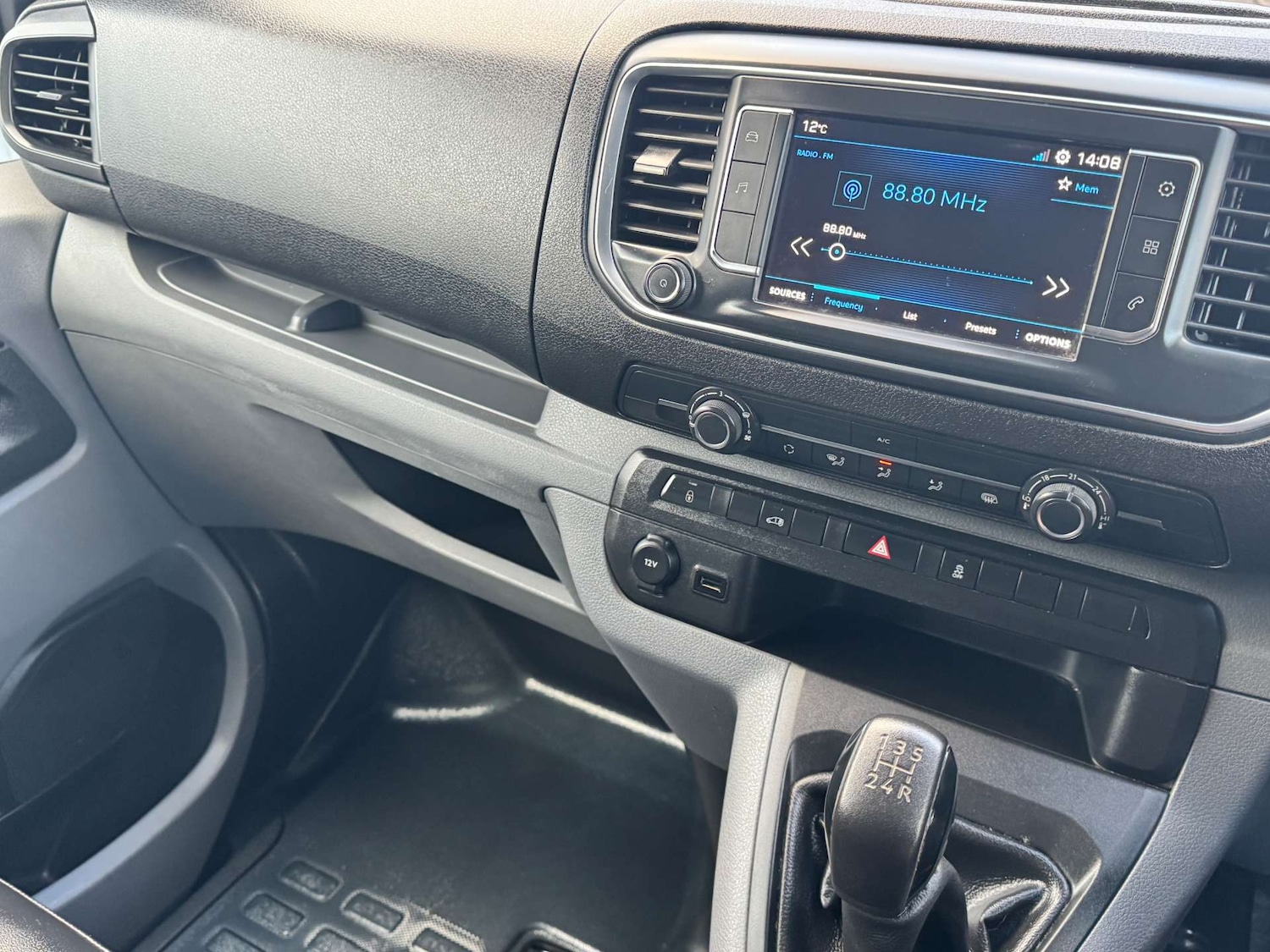 Used Peugeot Expert 2019 for sale - 76907712: Photo 22