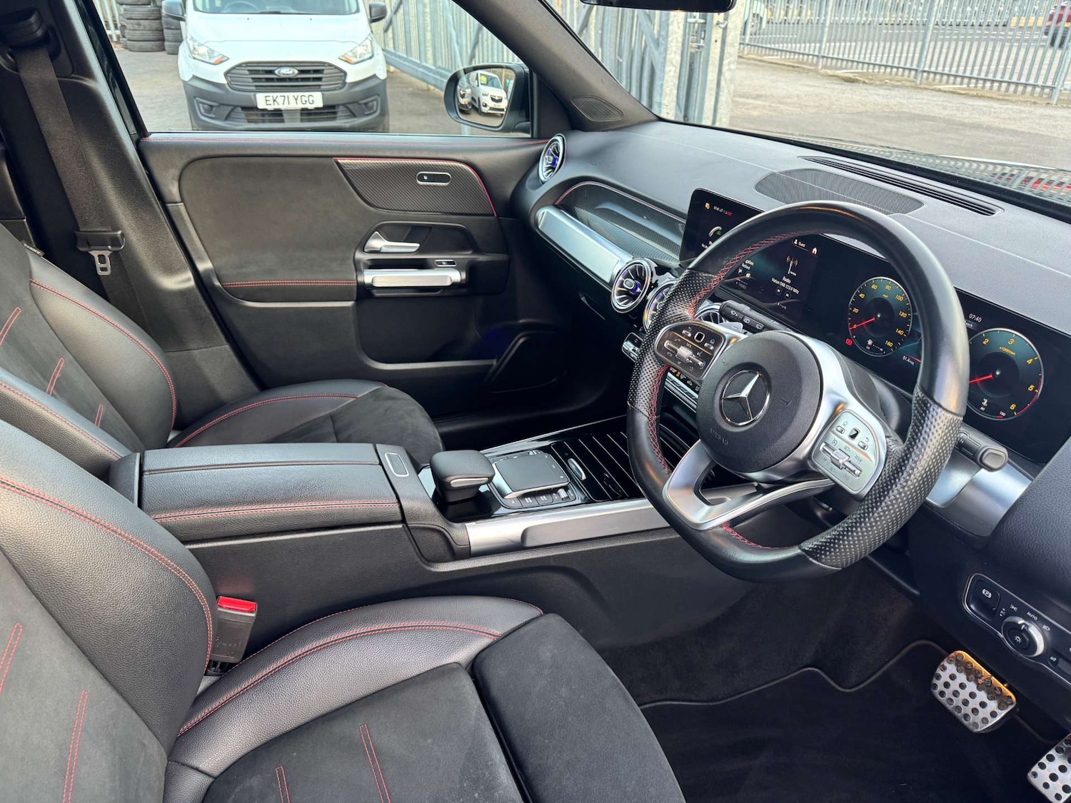 Used Mercedes-Benz GLB 2023 for sale - 77702643: Photo 10