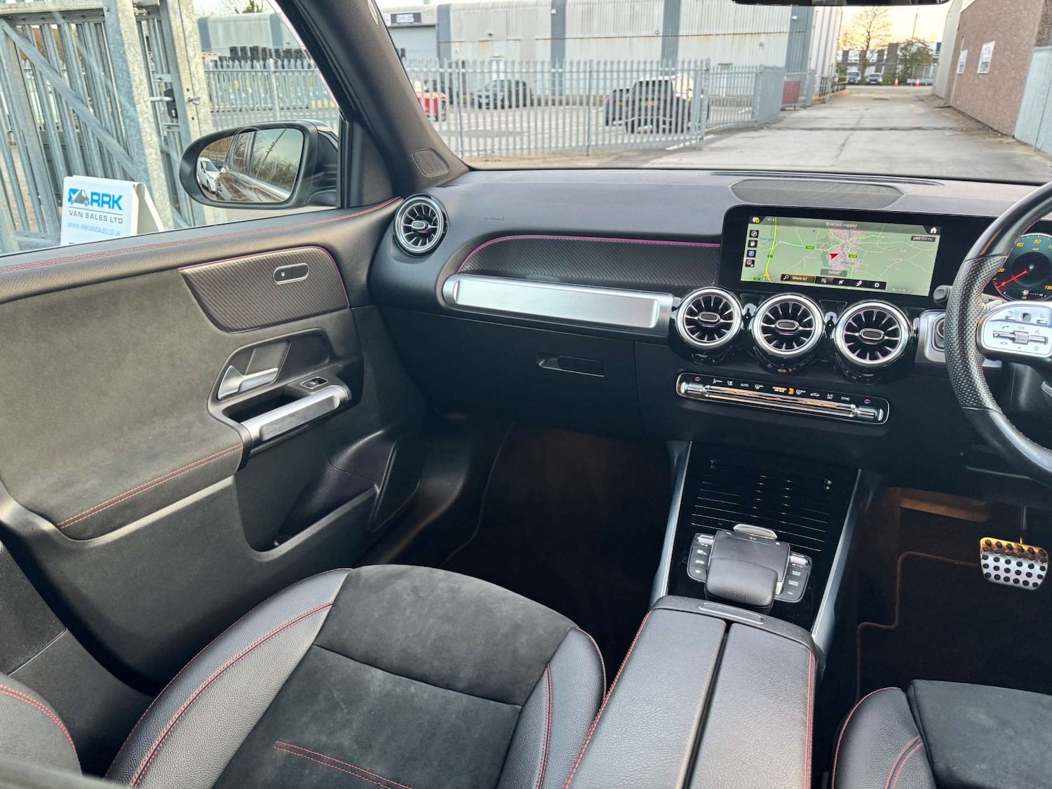 Used Mercedes-Benz GLB 2023 for sale - 77702643: Photo 31