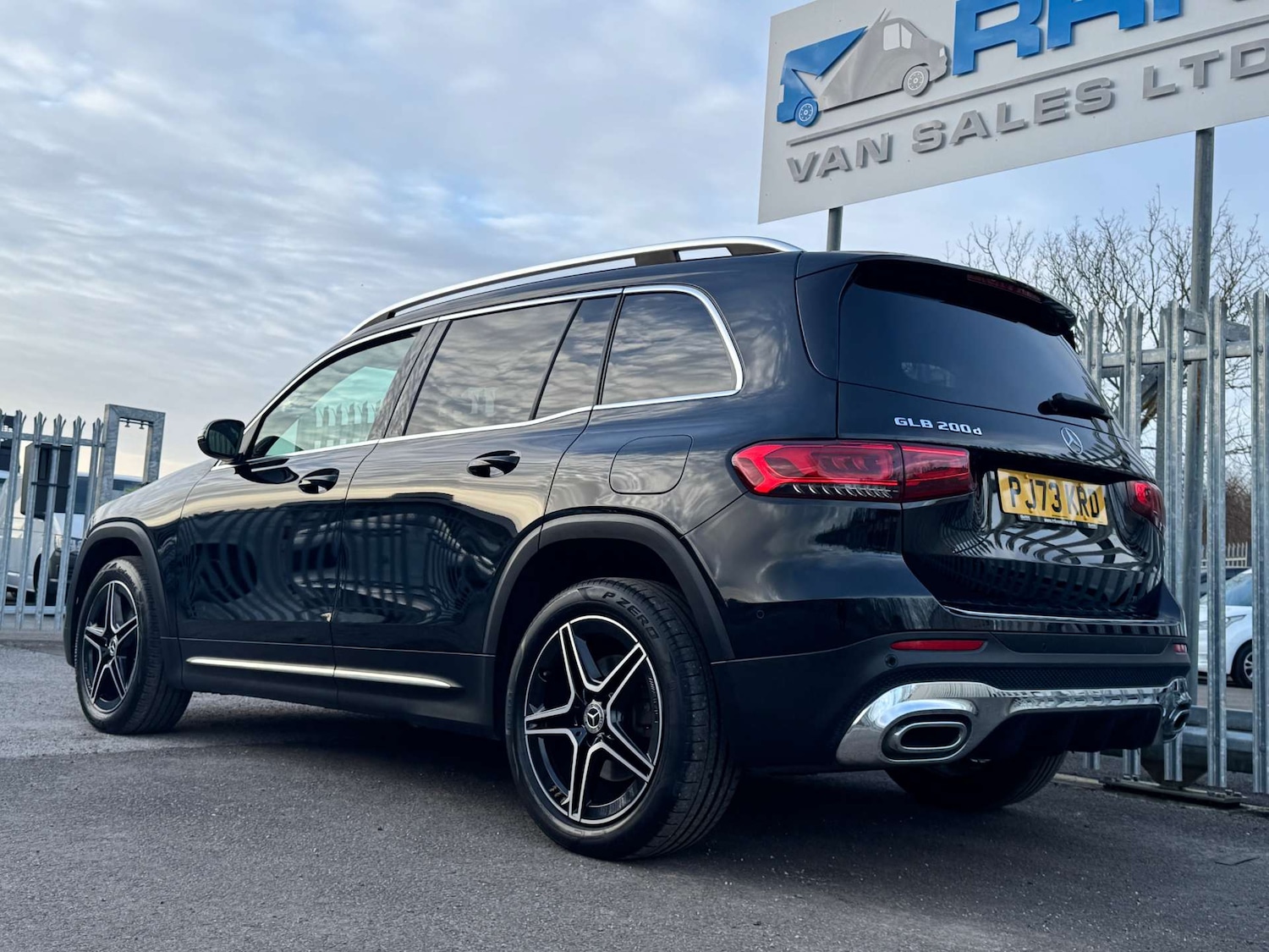 Used Mercedes-Benz GLB 2023 for sale - 77702643: Photo 38