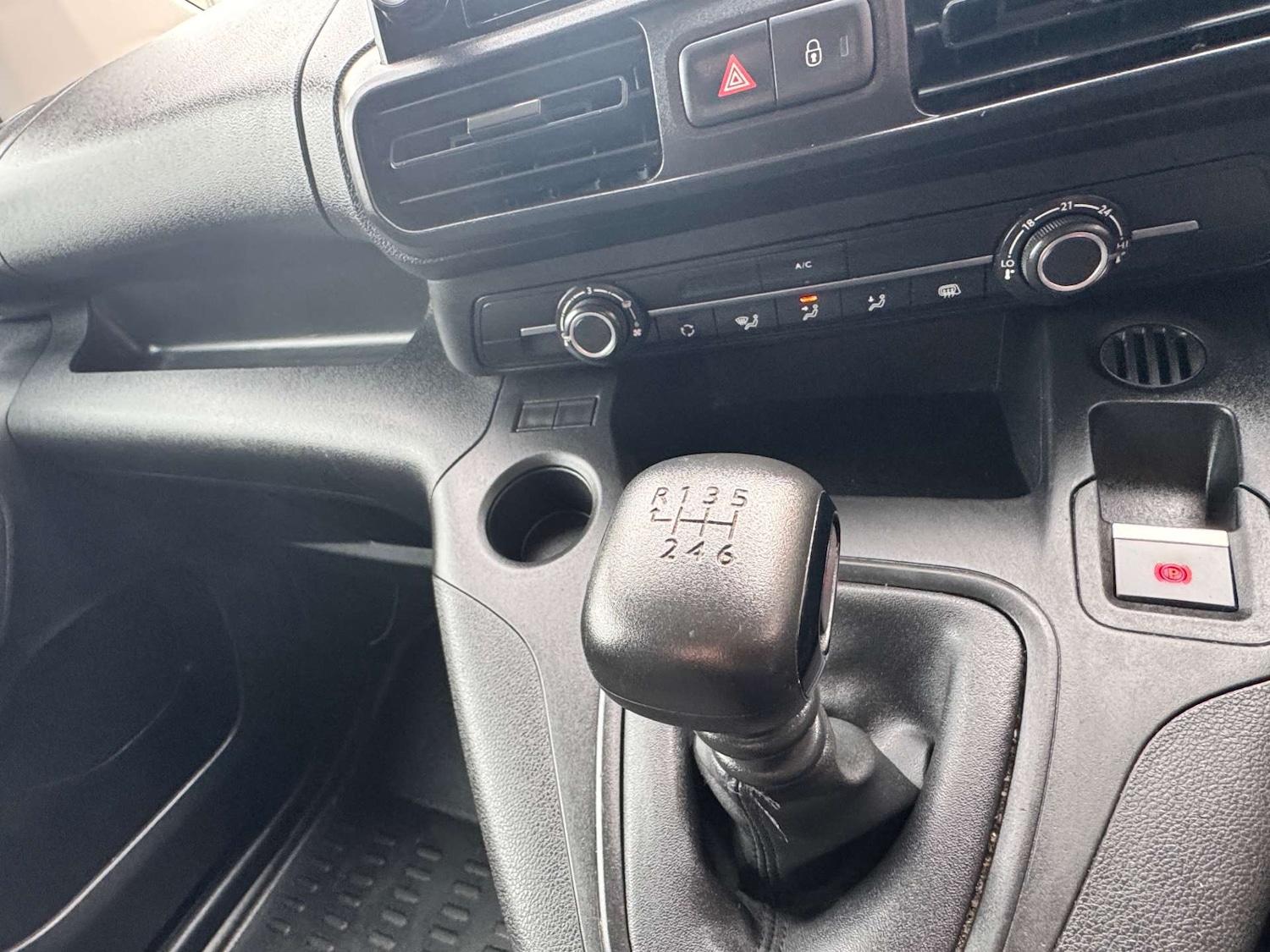 Used Peugeot Partner 2023 for sale - 78198763: Photo 15