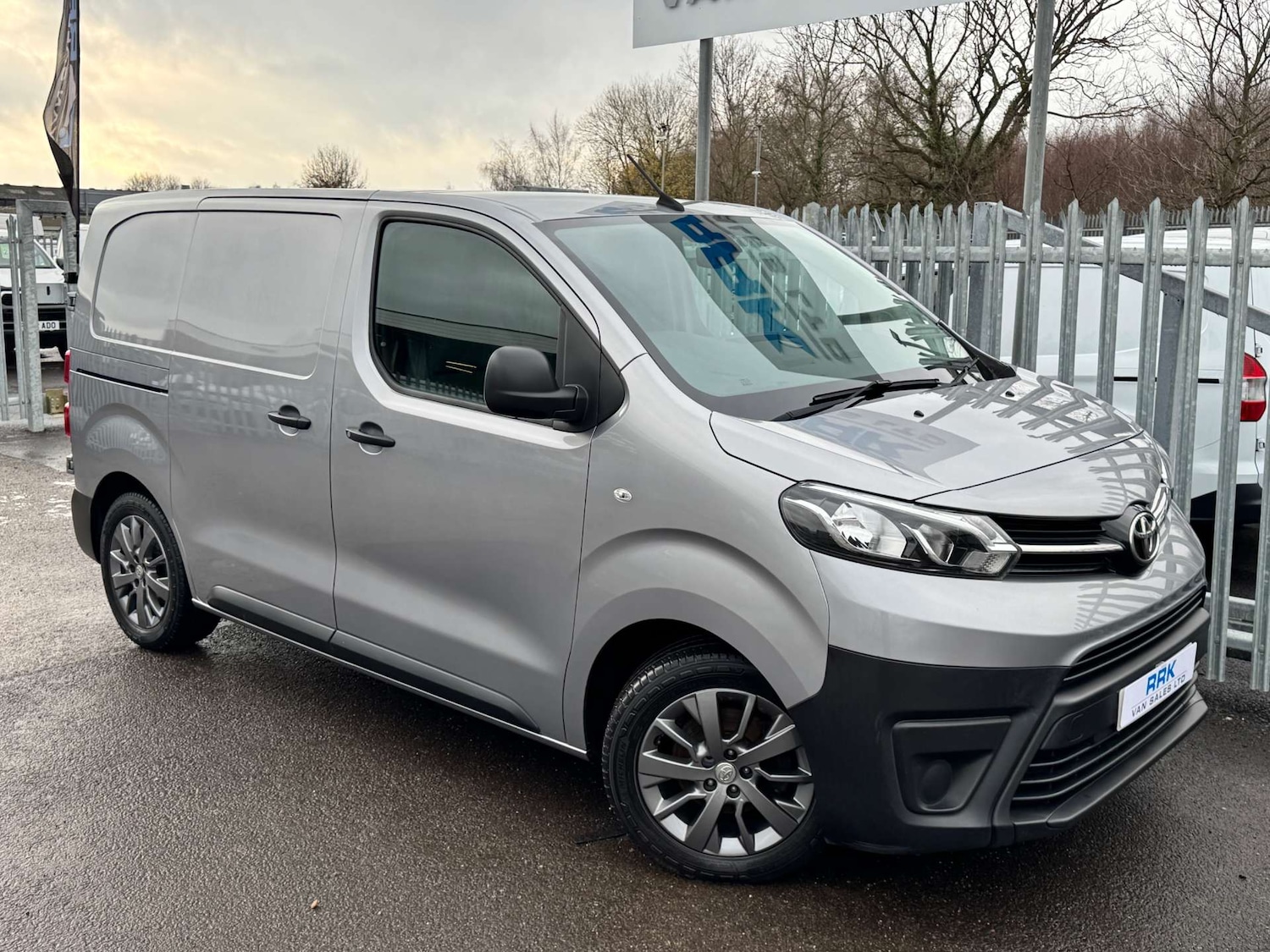 Used Toyota ProAce 2020 for sale - 76949879: Photo 21