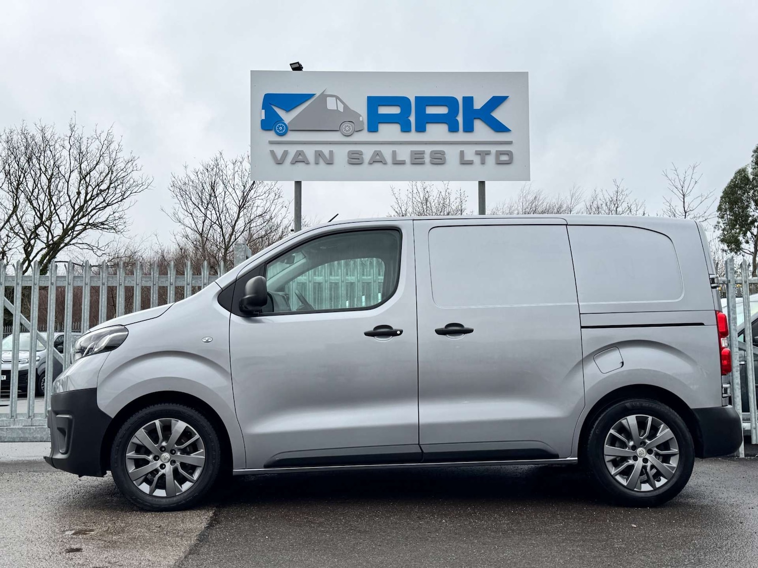 Used Toyota ProAce 2020 for sale - 76949879: Photo 9