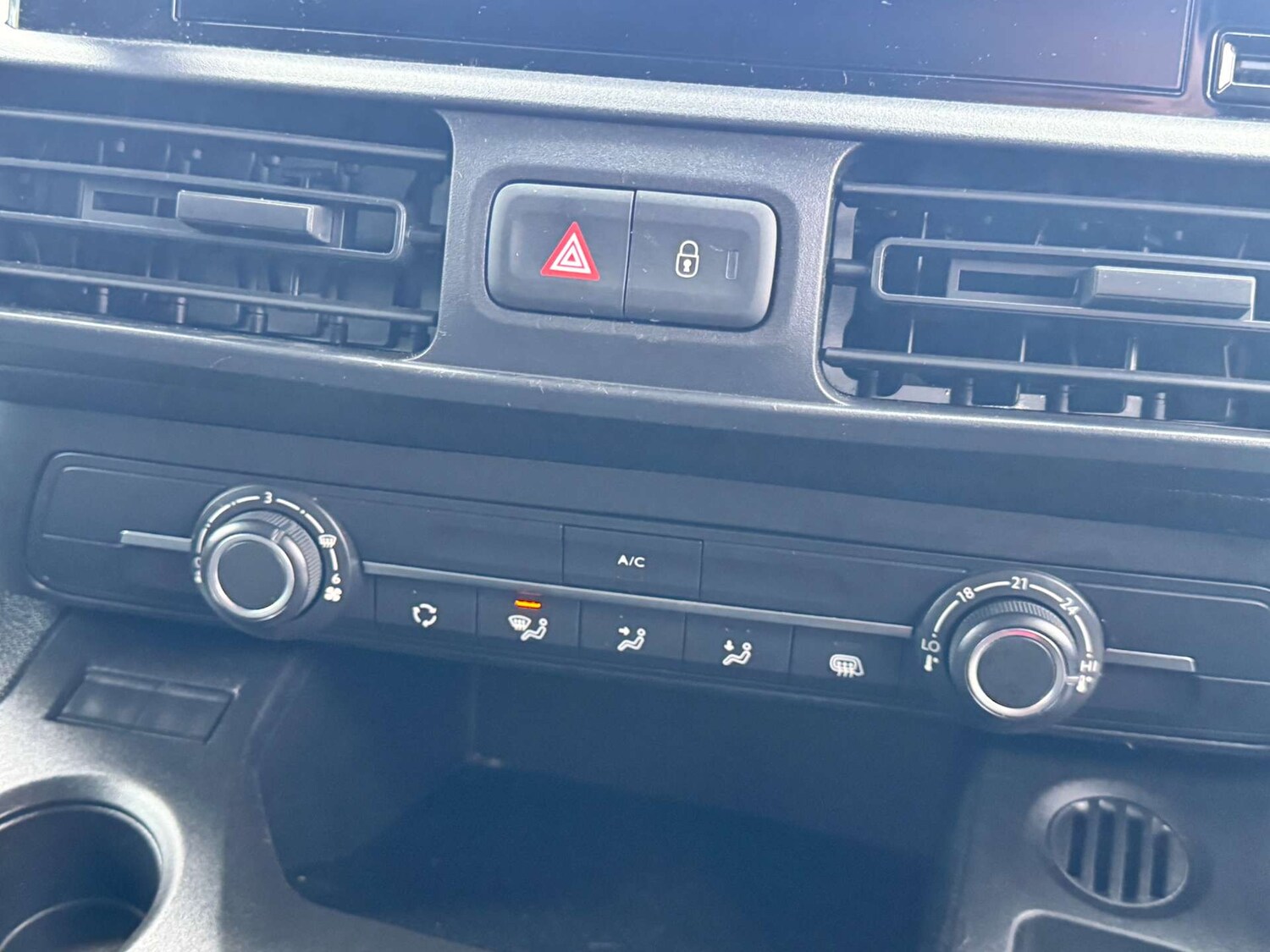 Used Toyota ProAce 2022 for sale - 77531906: Photo 19