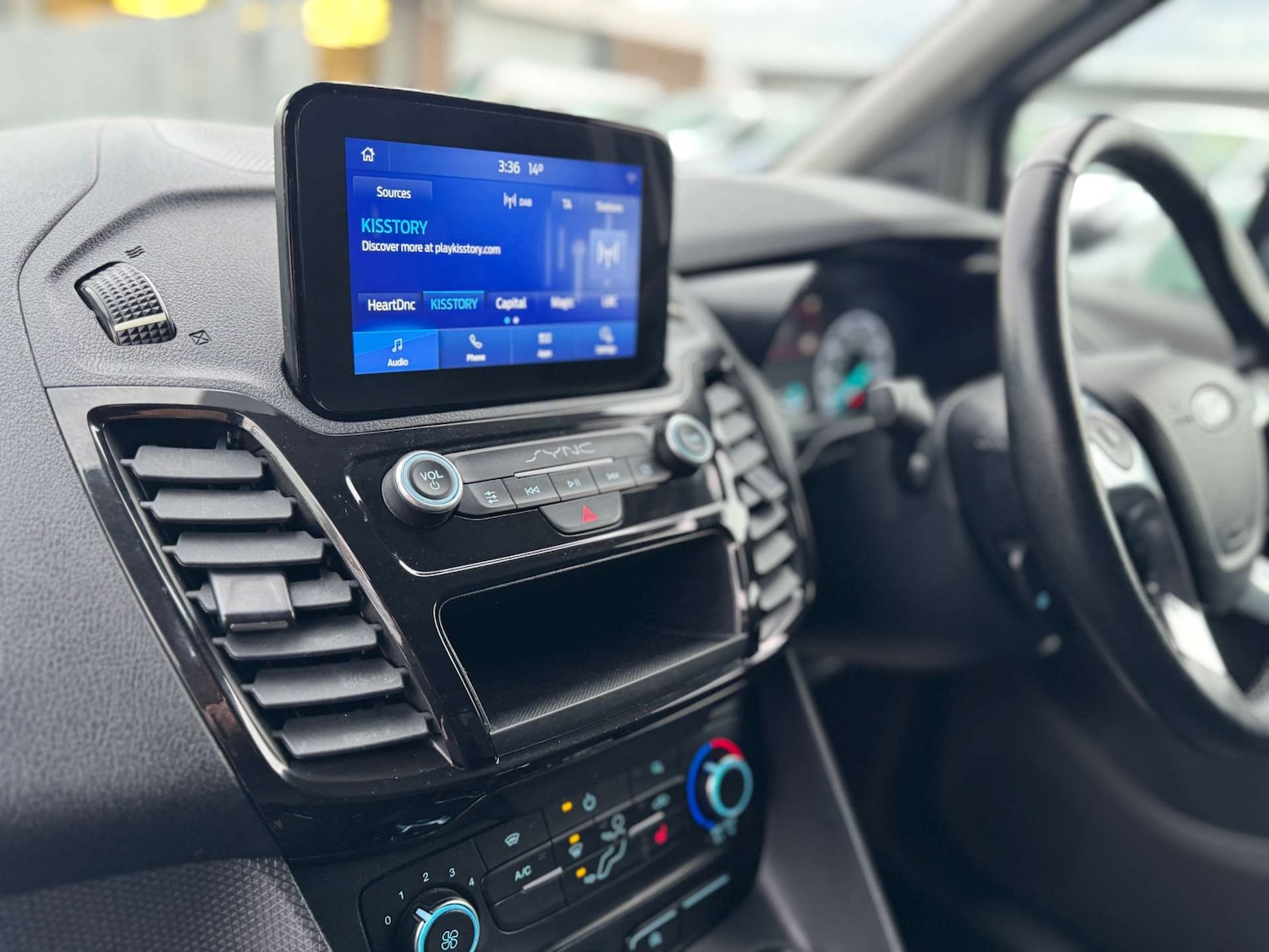 Used Ford Transit Connect 2022 for sale - 76481432: Photo 20