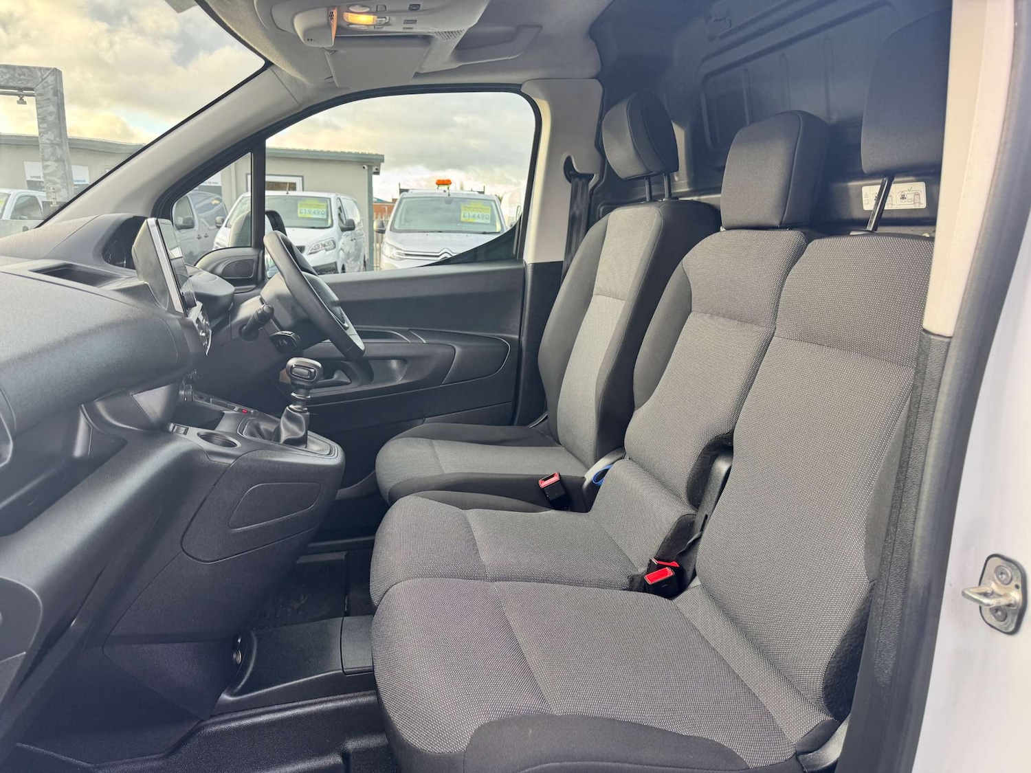 Used Peugeot Partner 2023 for sale - 78011924: Photo 15