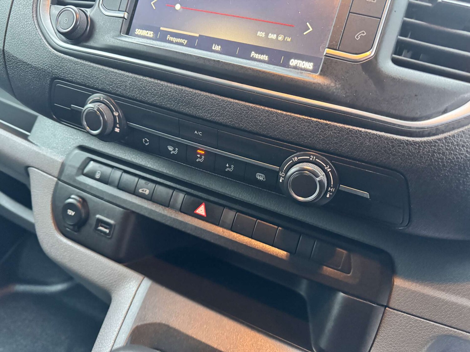 Used Vauxhall Vivaro 2022 for sale - 77329451: Photo 14