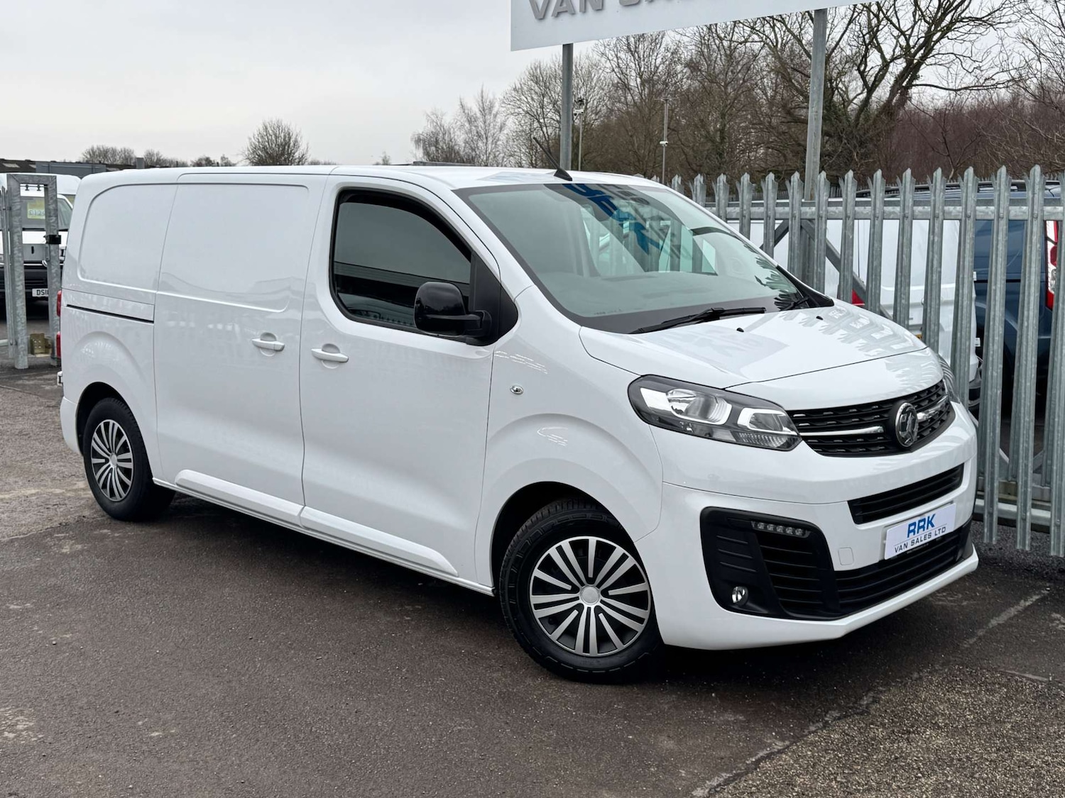 Used Vauxhall Vivaro 2022 for sale - 77329451: Photo 8