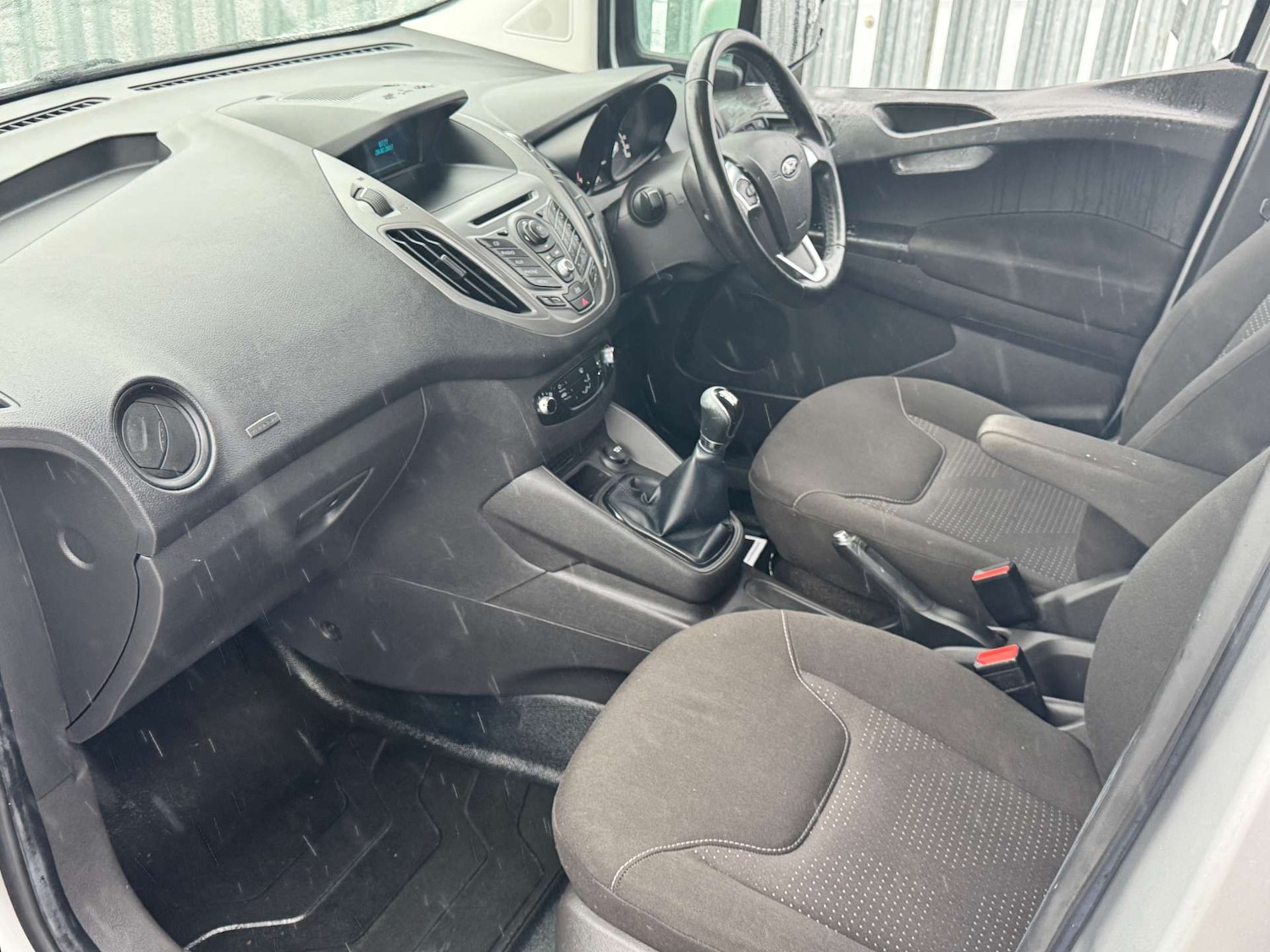 Used Ford Transit Courier 2017 for sale - 77245607: Photo 17