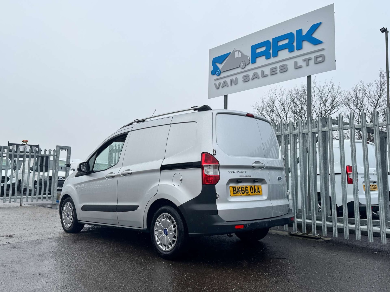 Used Ford Transit Courier 2017 for sale - 77245607: Photo 19