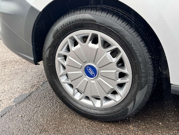 Used Ford Transit Courier 2017 for sale - 77245607: Photo