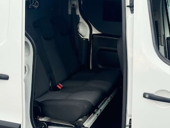 Used Peugeot Partner 2017 for sale - 75271401: Photo