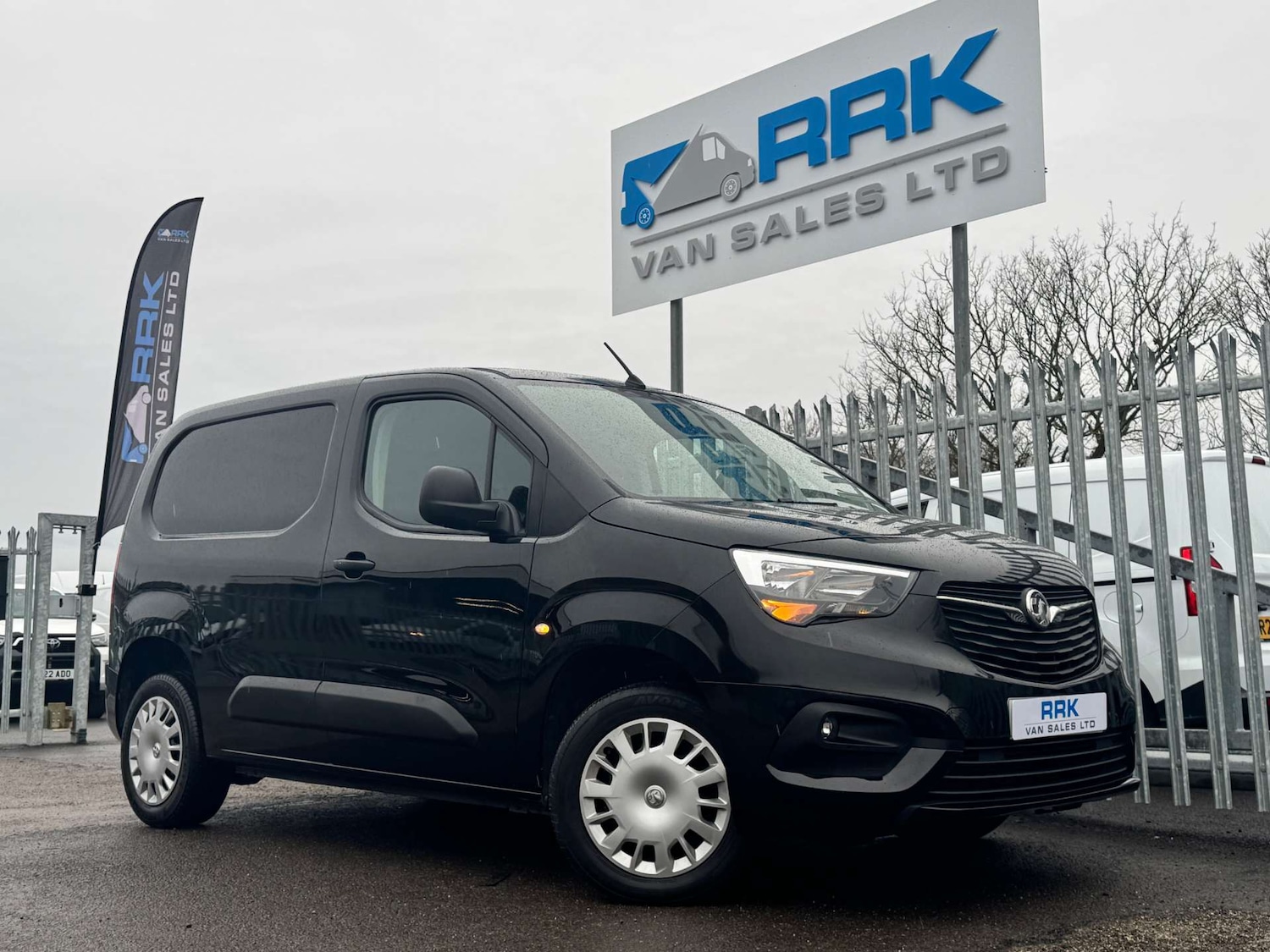 Used Vauxhall Combo 2022 for sale - 76969221: Photo 1