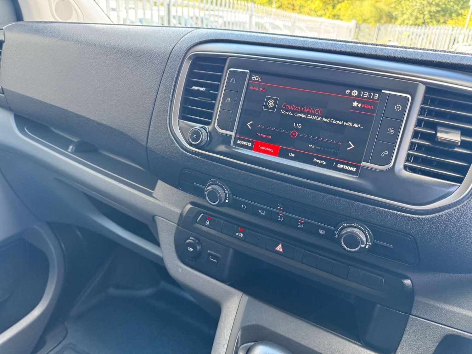 Used Citroen Dispatch 2022 for sale - 76600937: Photo 16