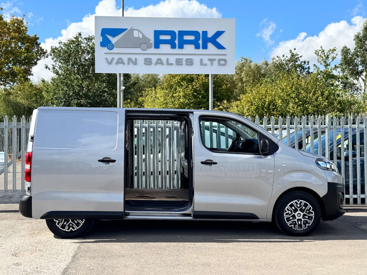 Used Citroen Dispatch 2022 for sale - 76600937: Photo 19