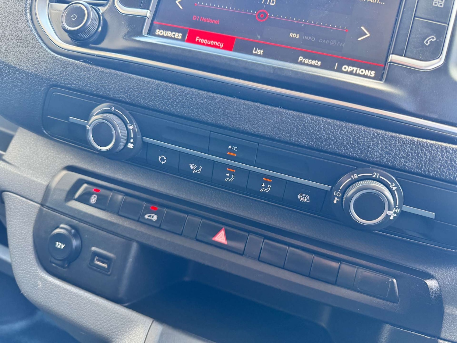 Used Citroen Dispatch 2022 for sale - 76600937: Photo 21