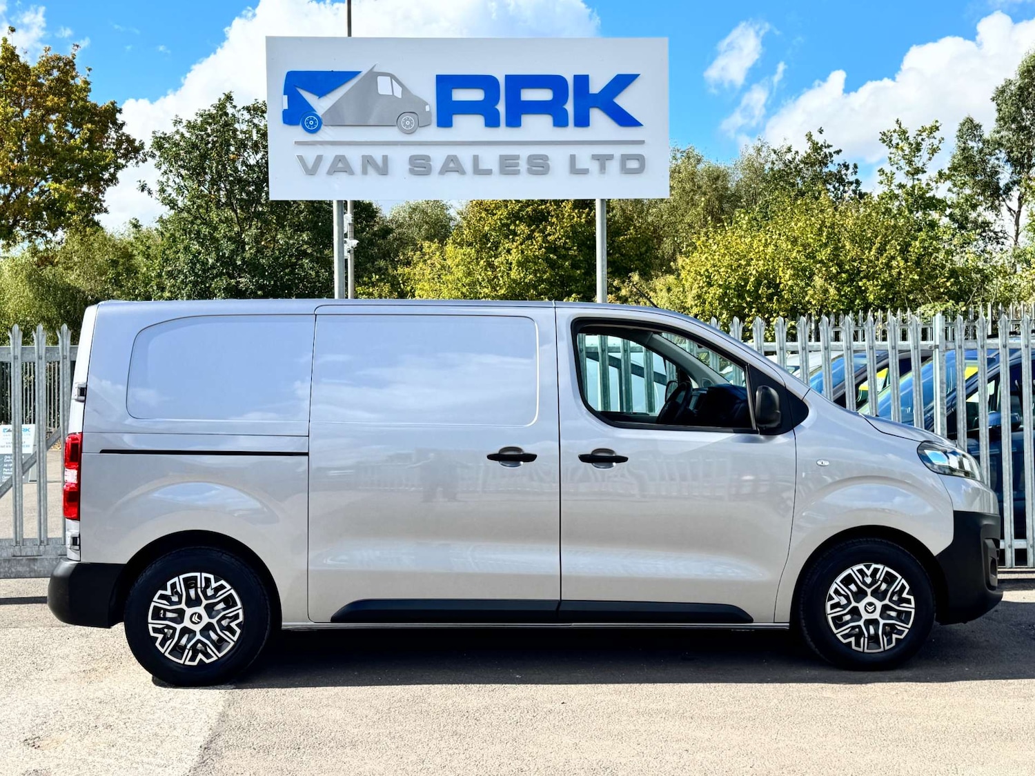 Used Citroen Dispatch 2022 for sale - 76600937: Photo 3