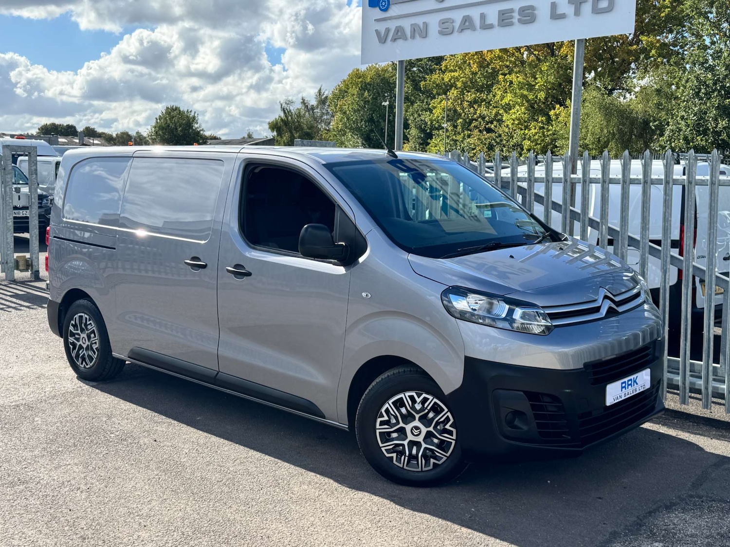 Used Citroen Dispatch 2022 for sale - 76600937: Photo 9