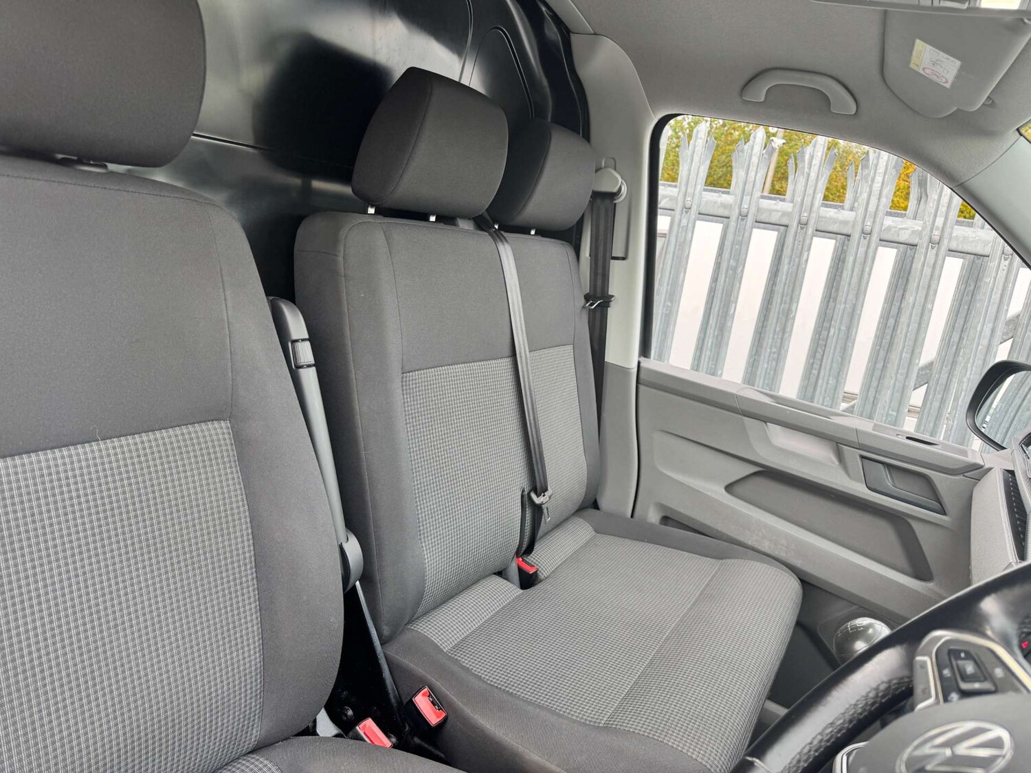 Used Volkswagen Transporter 2022 for sale - 76601191: Photo 13