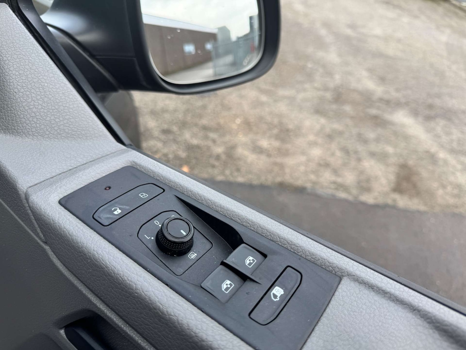 Used Volkswagen Transporter 2022 for sale - 76601191: Photo 8