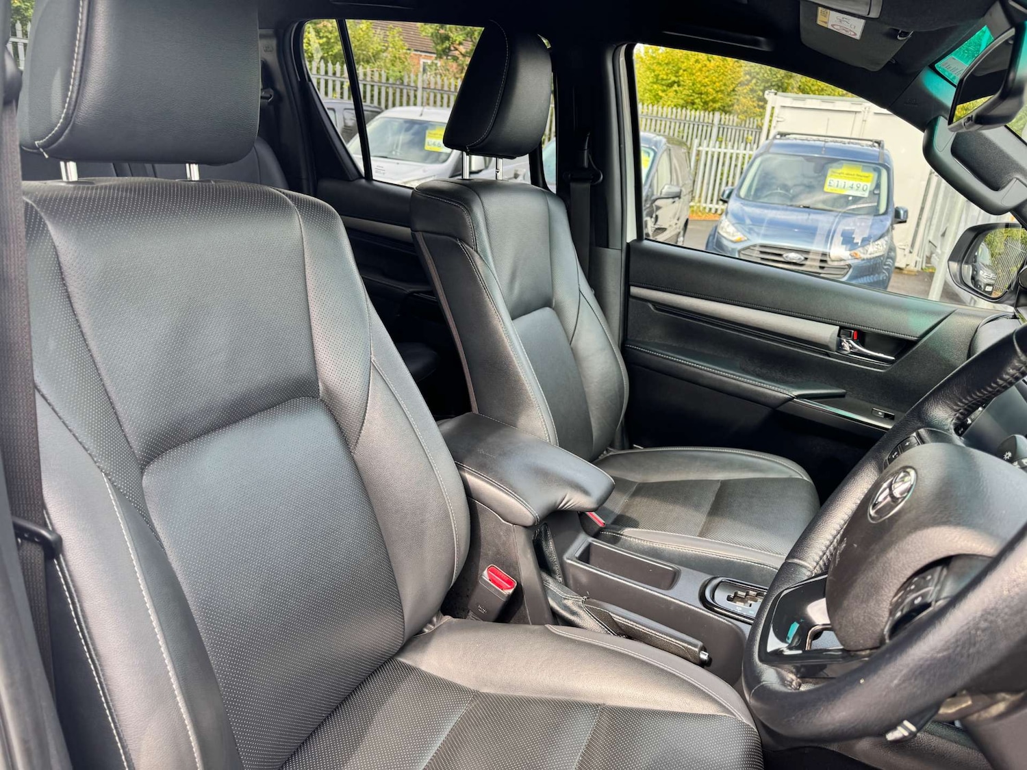 Used Toyota Hilux 2022 for sale - 77112879: Photo 14