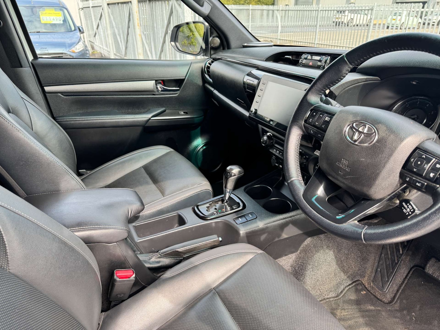 Used Toyota Hilux 2022 for sale - 77112879: Photo 6