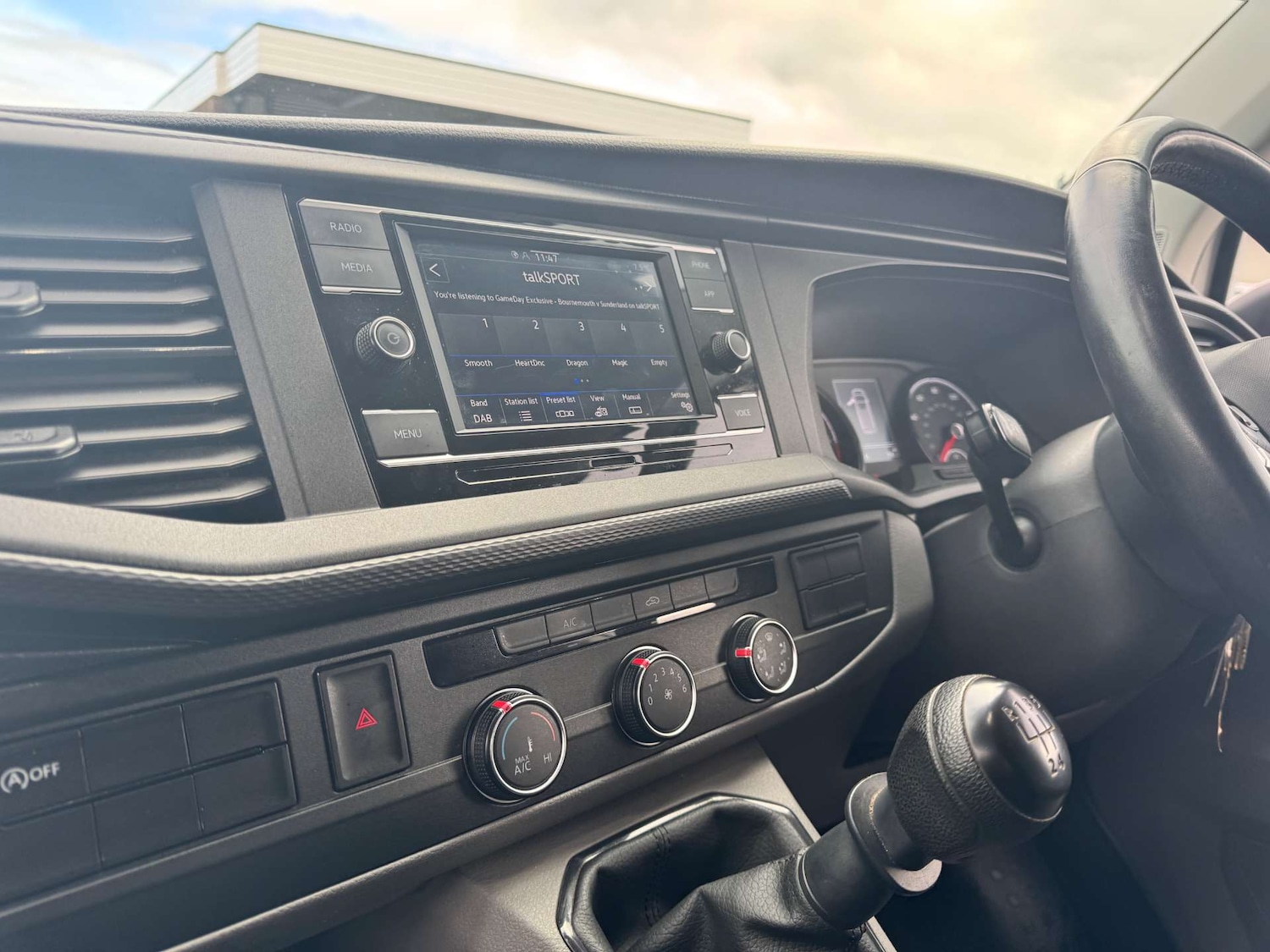 Used Volkswagen Transporter 2023 for sale - 77702640: Photo 24