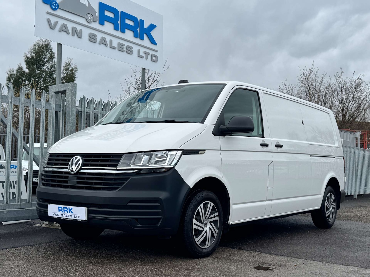 Used Volkswagen Transporter 2023 for sale - 77702640: Photo 5
