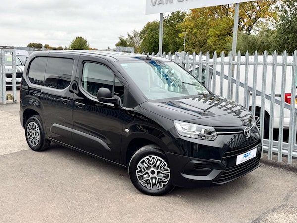 Used Toyota ProAce 2022 for sale - 76275302: Photo 14